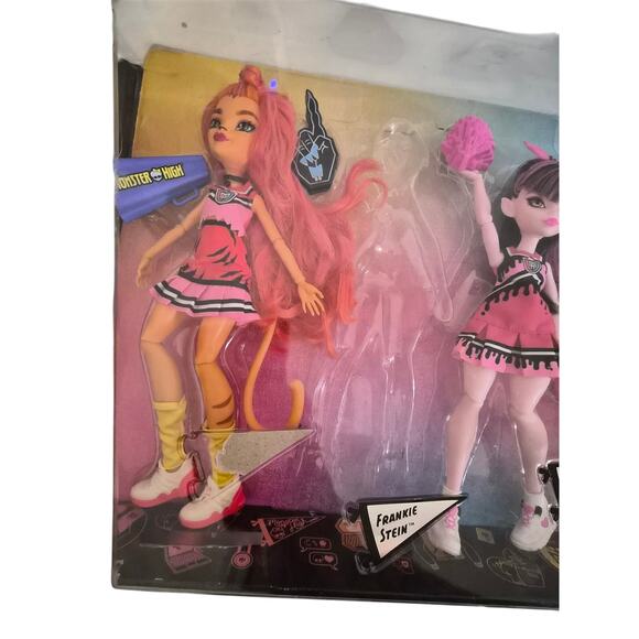 Monster High Ghoul Spirit Fashion Doll Playset - Picture 6 of 7
